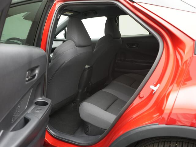 Toyota C-HR 2.0 Plug-in Hybrid 220 First Edition