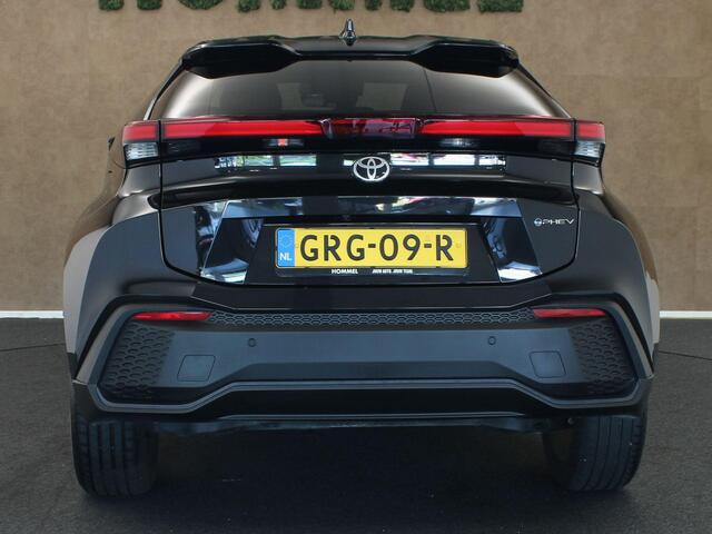 Toyota C-HR 2.0 Plug-in Hybrid 220 Dynamic - ORIGINEEL NEDERLANDSE AUTO - AFKOMSTIG VAN 1E EIGENAAR - 2 LAADKABELS - DODEHOEK DETECTIE - 18 INCH LICHT METALEN VELGEN - STUURVERWARMING - VOORSTOELEN VERWARMD - PARKEERSENOREN VOOR/ACHTER