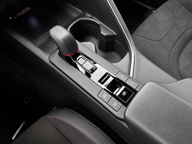 Toyota C-HR 2.0 Hybrid 200 GR SPORT PLUS | Sportief uitgevoerd | Stoel en stuurwielverwarming | Sportstoelen | Memory Seat |