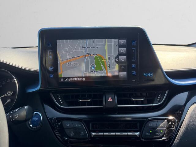 Toyota C-HR 1.8 Hybrid Dynamic Aut- Two Tone, Led Matrix, Active Lane Assist, Stoelverwarming, Camera
