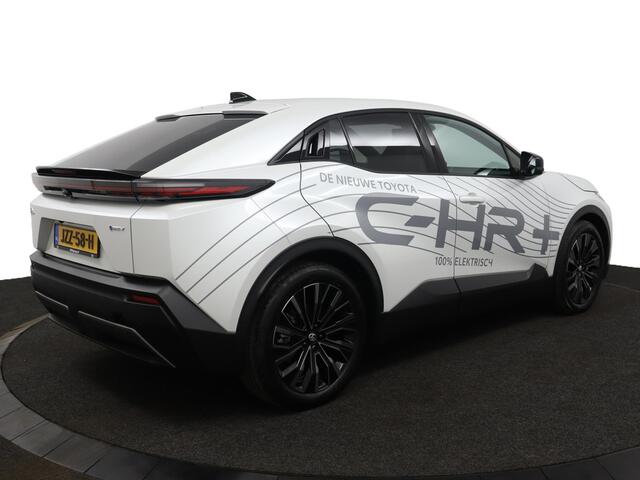 Toyota C-HR First Edition 77 kWh | Adaptive Cruise Control | Achteruitrijcamera| Stuur- en Stoelverwarming | 20 inch Velgen |