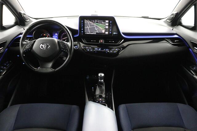 Toyota C-HR 1.8 Hybrid Bi-Tone Plus | Navigatie systeem | Parkeer sensoren | dodehoek detectie |
