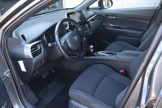 Toyota C-HR 1.8 Hybrid Dynamic - NL- Auto!! Stoelverw I Camera I Keyless E+S