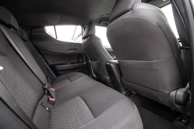 Toyota C-HR 2.0 Hybrid Dynamic | Adapt Cruise | Carplay | Nav | Camera