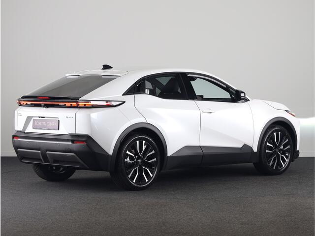 Toyota C-HR First Edition 77 kWh *EV deal ¤ 4.000,- voordeel* 20" LM Velgen