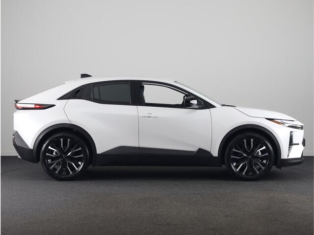 Toyota C-HR First Edition 77 kWh *EV deal ¤ 4.000,- voordeel* 20" LM Velgen