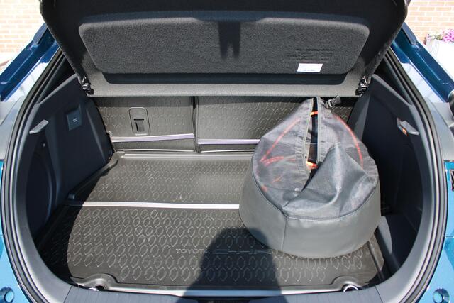 Toyota C-HR 2.0 Plug-in Hybrid 220PK GR SPORT |JBL-AUDIO|SPORTSTOELEN|19-INCH|
