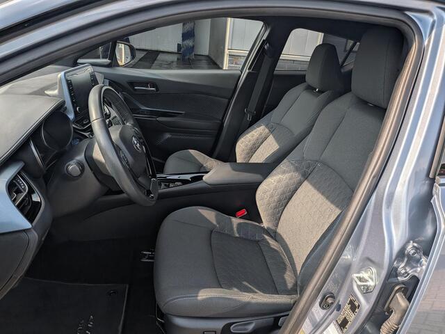 Toyota C-HR 2.0 Hybrid Bi-Tone |Rijklaar|AllSeasons|Stuur+Stoel verw|Carplay|AndroidAuto|