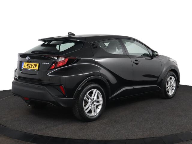 Toyota C-HR 1.8 Hybrid Dynamic Limited | Apple Carplay/Android Auto | Stoelverwarming | Parkeersensoren | Trekhaak |