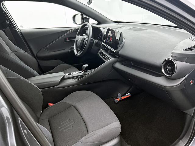 Toyota C-HR 2.0 Plug-in Hybrid 220 Dynamic | BTW voertuig | Stuur- en Stoelverwarming | Apple CarPlay/Android Auto | Climate Control | Cruise Control Adaptive | Achteruitrijcamera | Parkeersensoren voor+achter | BLIS |