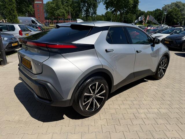Toyota C-HR 1.8 Hybrid 140 Dynamic | Blindspot | Parkeersensoren V+A