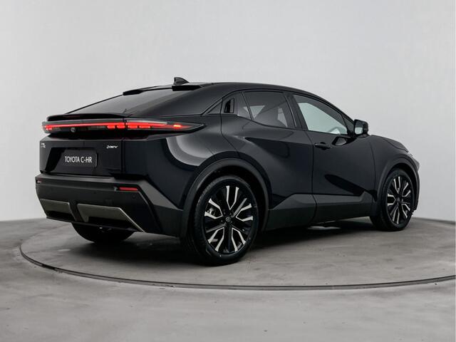 Toyota C-HR First Edition 77 kWh *EV-Deal* | Apple Carplay & Android Auto | Parkeercamera | 20 inch | *