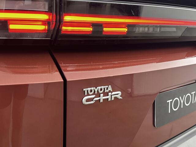 Toyota C-HR First Edition 77 kWh | Apple Carplay & Android Auto | Parkeercamera | *