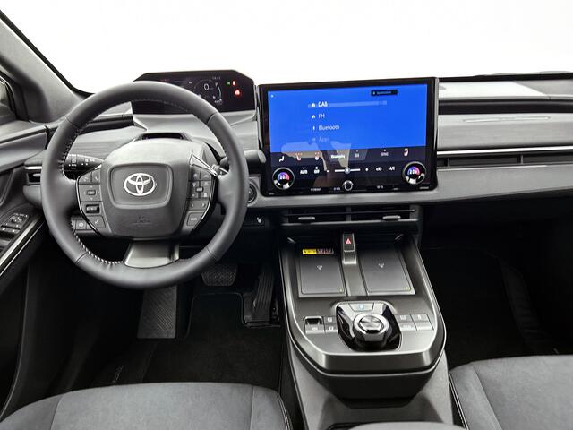 Toyota C-HR Executive AWD 77 kWh *EV-Deal* | Stoel en stuurwielverwarming |