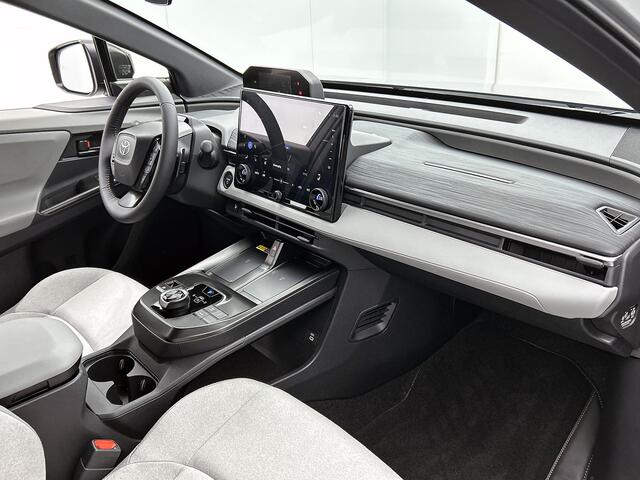 Toyota C-HR Executive AWD 77 kWh *EV-Deal*