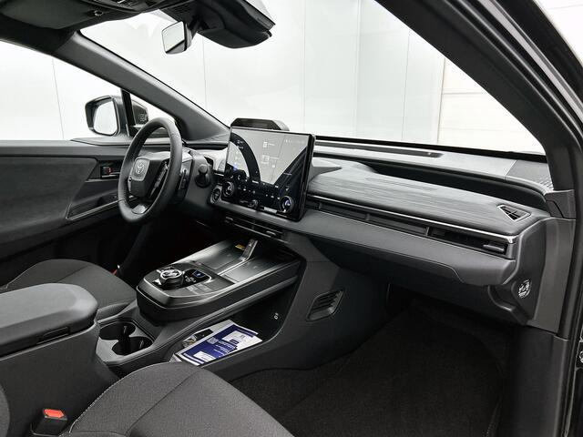 Toyota C-HR First Edition 77 kWh *EV-Deal* | Stoel en stuurwielverwarming |
