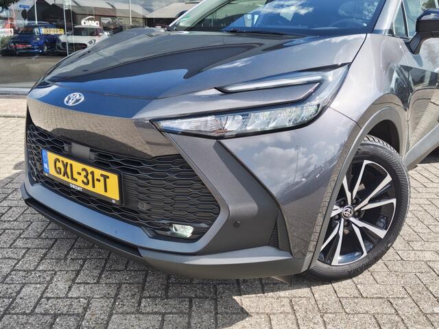 Toyota C-HR 2.0 PHEV 220 Dynamic | Sensoren v/a | Blind Spot | Stoelverwarming