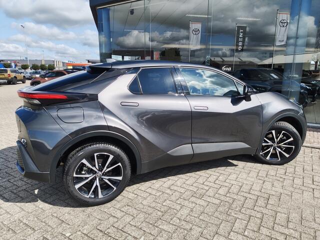 Toyota C-HR 2.0 PHEV 220 Dynamic | Sensoren v/a | Blind Spot | Stoelverwarming