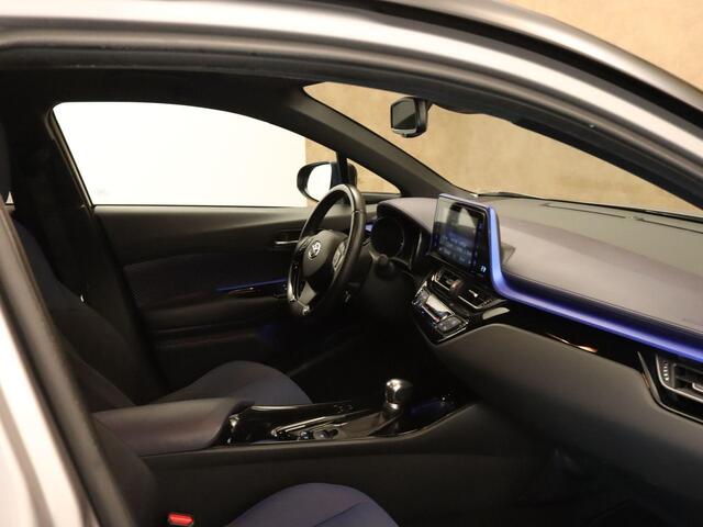 Toyota C-HR 1.8 Hybrid Bi-Tone - ORIGINEEL NEDERLANDSE AUTO - ACHTERUITRIJCAMERA - NAVIGATIESYSTEEM FULL MAP - CRUISE CONTROL ADAPTIEF - DODEHOEKDETECTIE - KEYLESS ENTRY - VOORSTOELEN VERWARMD - PARKEERSENSOREN VOOR EN ACHTER - PARKEER ASSISTENT - AUDIO INSTALLATIE P