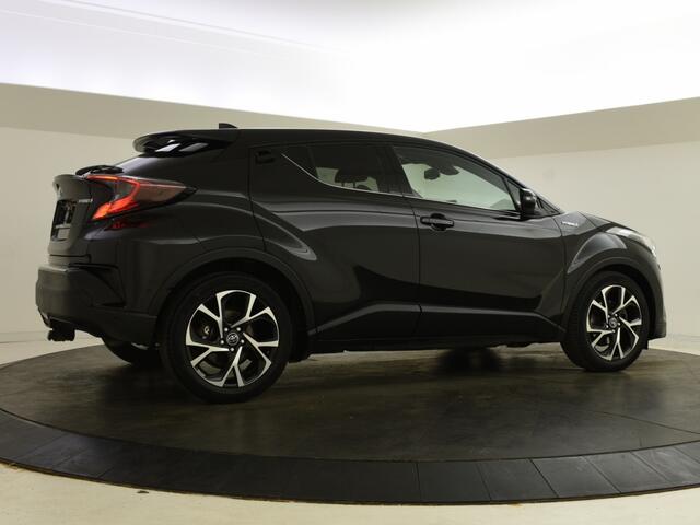 Toyota C-HR 1.8 Hybrid Dynamic | Trekhaak | ParkAssist | Blindspot