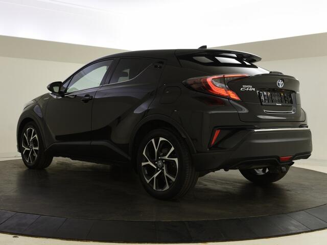 Toyota C-HR 1.8 Hybrid Dynamic | Trekhaak | ParkAssist | Blindspot