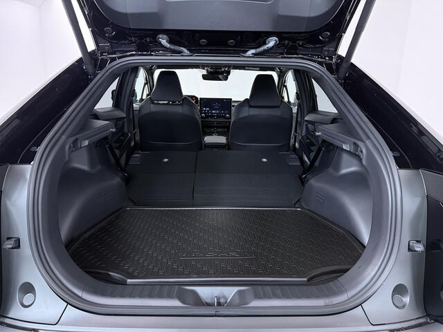 Toyota C-HR First Edition 77 kWh *EV Deal*
