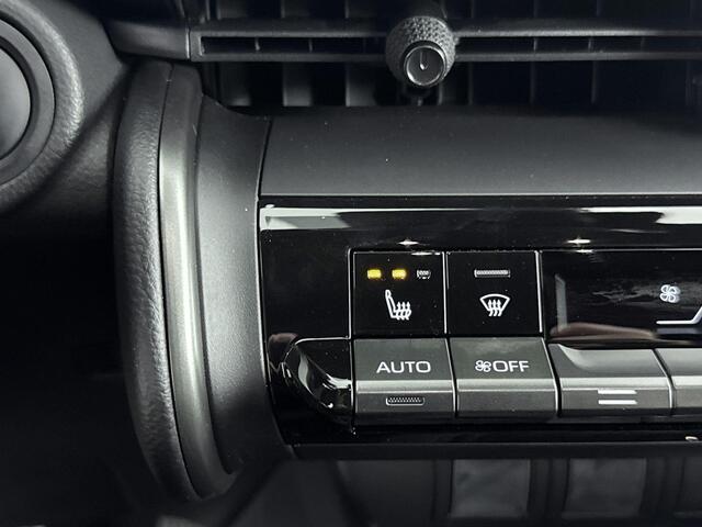 Toyota C-HR 2.0 Plug-in Hybrid 220 Business Plus