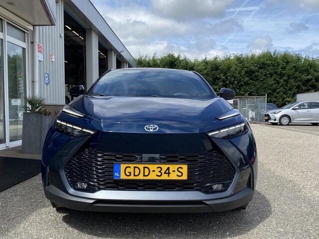 Toyota C-HR 2.0 Plug-in Hybrid 220 Executive / Stoel & Stuurverwarming / Elektrische stoel