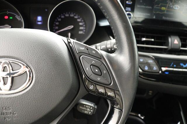 Toyota C-HR 2.0 Hybrid Dynamic, Parkeersensoren, Apple Carplay/Android Auto, Parkeercamera!