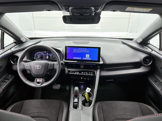 Toyota C-HR 2.0 Plug-in Hybrid 220 GR SPORT PLUS | Navigatie | JBL | BLS | PDC V+A | Stuur-Stoelverwarming | inzet bij klant met C-HR Storing