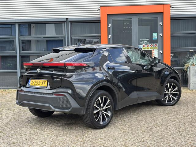 Toyota C-HR 1.8 Hybrid 140 First Edition / NL Auto / Navi / Camera / Applecarplay/AndroidAuto /