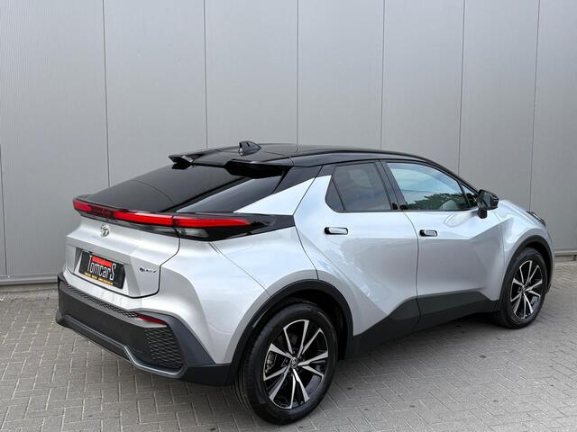 Toyota C-HR 1.8 Hybrid 140PK First Edition Bi-Tone/Winter-pack/Gr.-navigatie/Elektr.klep/Camera/Adapt.-cruise