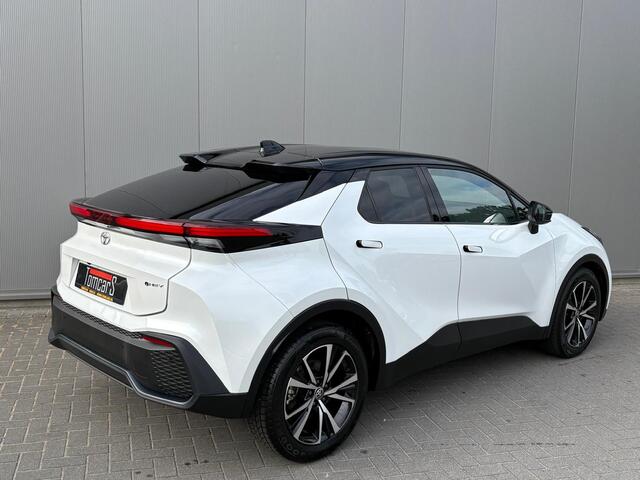 Toyota C-HR 1.8 Hybrid 140PK First Edition Bi-Tone/Winter-pack/Gr.-navigatie/Elektr.klep/Camera/Adapt.-cruise