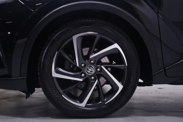 Toyota C-HR 1.8 Hybrid Dynamic NAP 2e eigen. APPLE-Carplay camera mistlmpen voor half/lederen bekleding cruise-controle PDC v+a Climate controle DAB-ontvangst