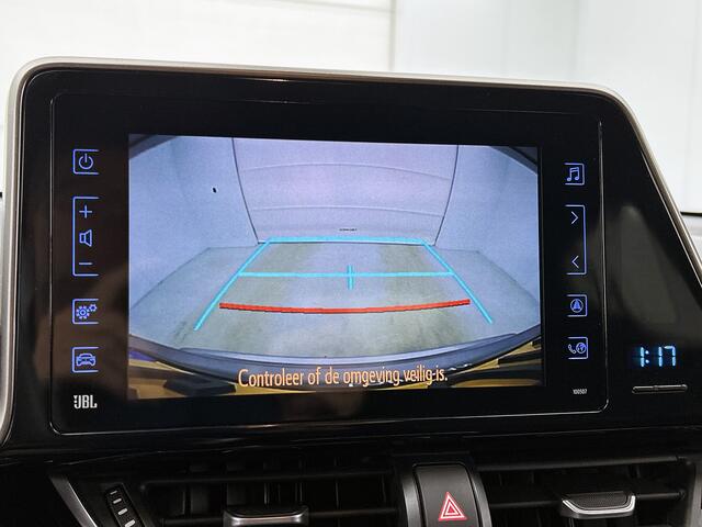 Toyota C-HR 1.8 Hybrid Style Ultimate | JBL | Dodehoek detectie | Stoel+stuurverwarming | FULL LED verlichting | Navigatie | Parkeersensoren voor+achter met assistent |