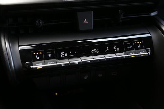Toyota C-HR 2.0 Hybrid 200 Dynamic Navi LED Camera ACC
