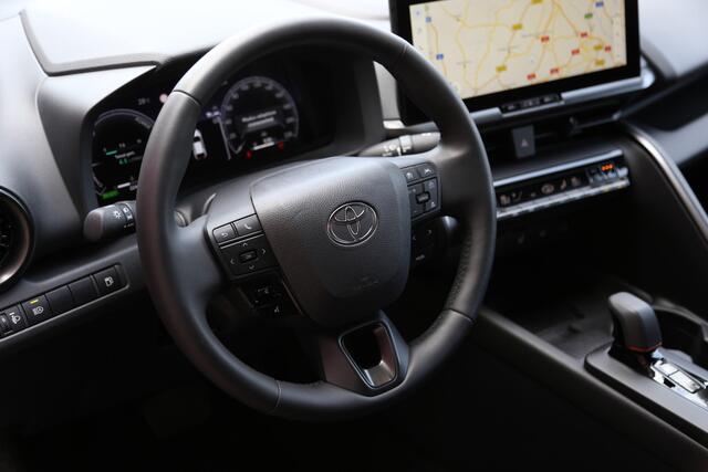 Toyota C-HR 2.0 Hybrid 200 Dynamic Navi LED Camera ACC