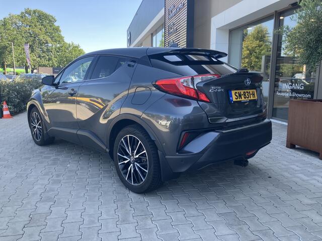 Toyota C-HR 1.8 Hybrid Bi-Tone | Trekhaak | All Season | Navi
