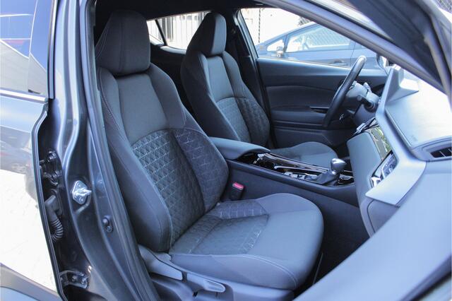 Toyota C-HR 2.0 Hybrid Style |dealer onderhouden|dodehoek|stoelverwarming|parkeersensoren|