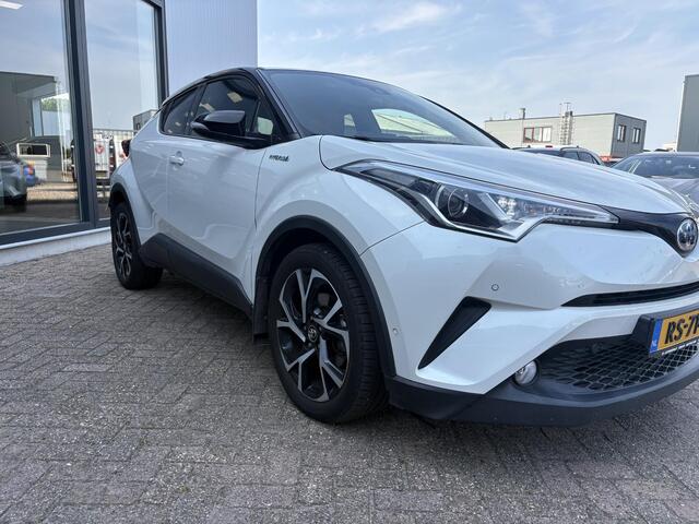Toyota C-HR 1.8 Hybrid Bi-Tone Plus