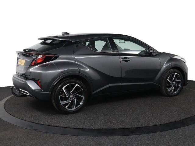 Toyota C-HR 2.0 Hybrid Dynamic | Apple Carplay/Android Auto | Trekhaak | Parkeersensoren |