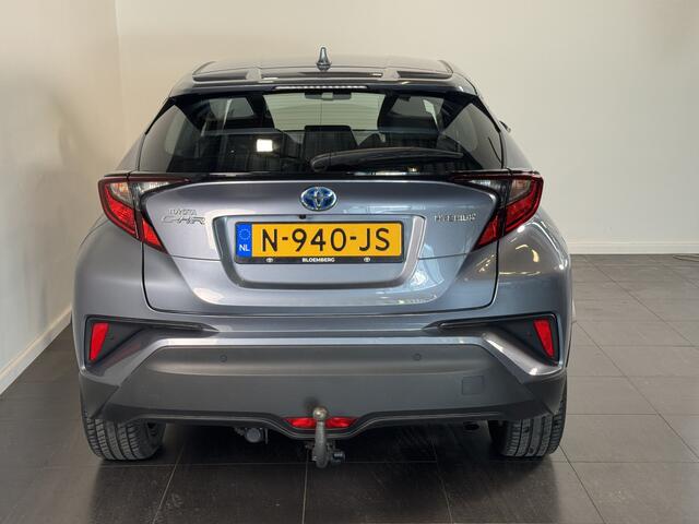 Toyota C-HR 1.8 Hybrid Dynamic | Trekhaak | CarPlay | Achteruitrijcamera |