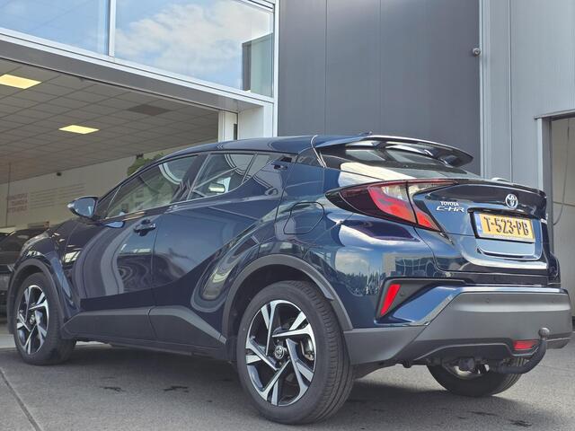 Toyota C-HR 1.8 Hybrid Dynamic Trekhaak | Blind spot | Parkeersensoren | 18 inch lichtmetalen velgen