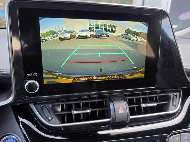 Toyota C-HR 1.8 Hybrid Dynamic Trekhaak | Blind spot | Parkeersensoren | 18 inch lichtmetalen velgen