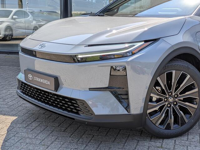 Toyota C-HR Executive AWD 77 kWh | JBL | Pano | 360 cam. | Stoel- Stuurverw. | Dodehoek | Elek. kofferklep | 1500KG trekgewicht