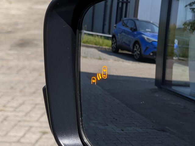 Toyota C-HR Executive AWD 77 kWh | JBL | Pano | 360 cam. | Stoel- Stuurverw. | Dodehoek | Elek. kofferklep | 1500KG trekgewicht
