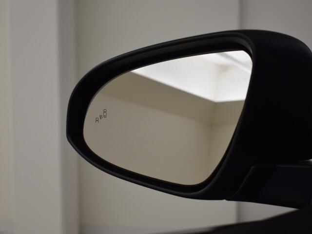 Toyota C-HR 2.0 Hybrid 184PK Bi-Tone | Leder | PDC | Blindspot | JBL