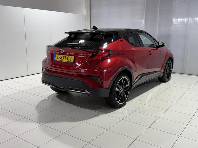 Toyota C-HR 2.0 Hybrid GR-Sport | Elektrisch verstelbare bestuurdersstoel | All season banden | JBL Geluid systeem | Stoelverwarming | BTW auto | Orgineel NL |