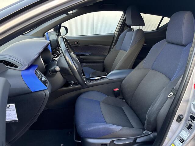 Toyota C-HR 1.8 Hybrid Bi-Tone **STOELVERWARMING/ KEYLESS/ ADAPTIEF CRUISE CONTROL**