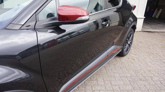 Toyota C-HR 1.2 Dynamic Automaat